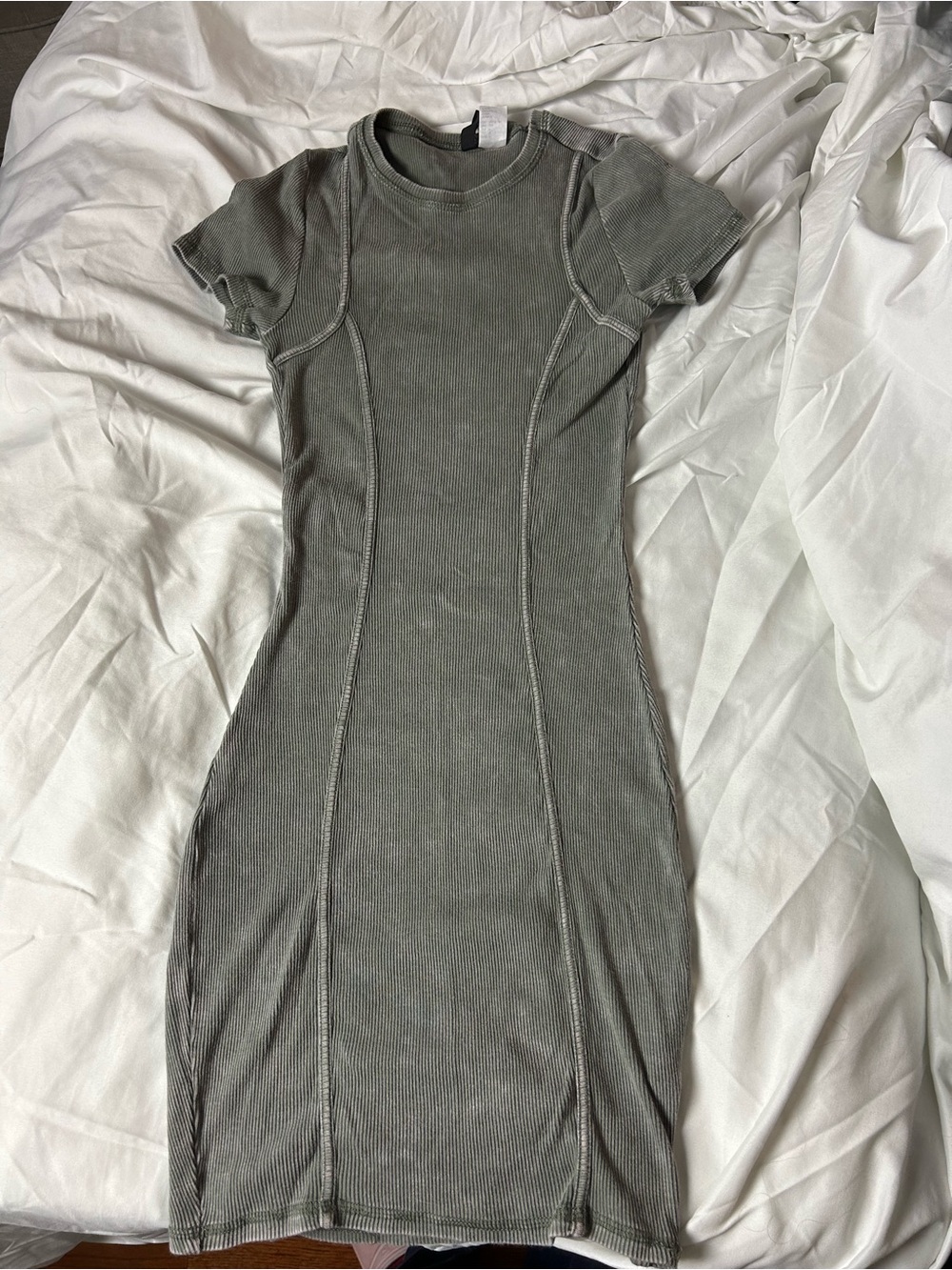 H&M Divided Grey Ribbed Short-Sleeve Midi Dress